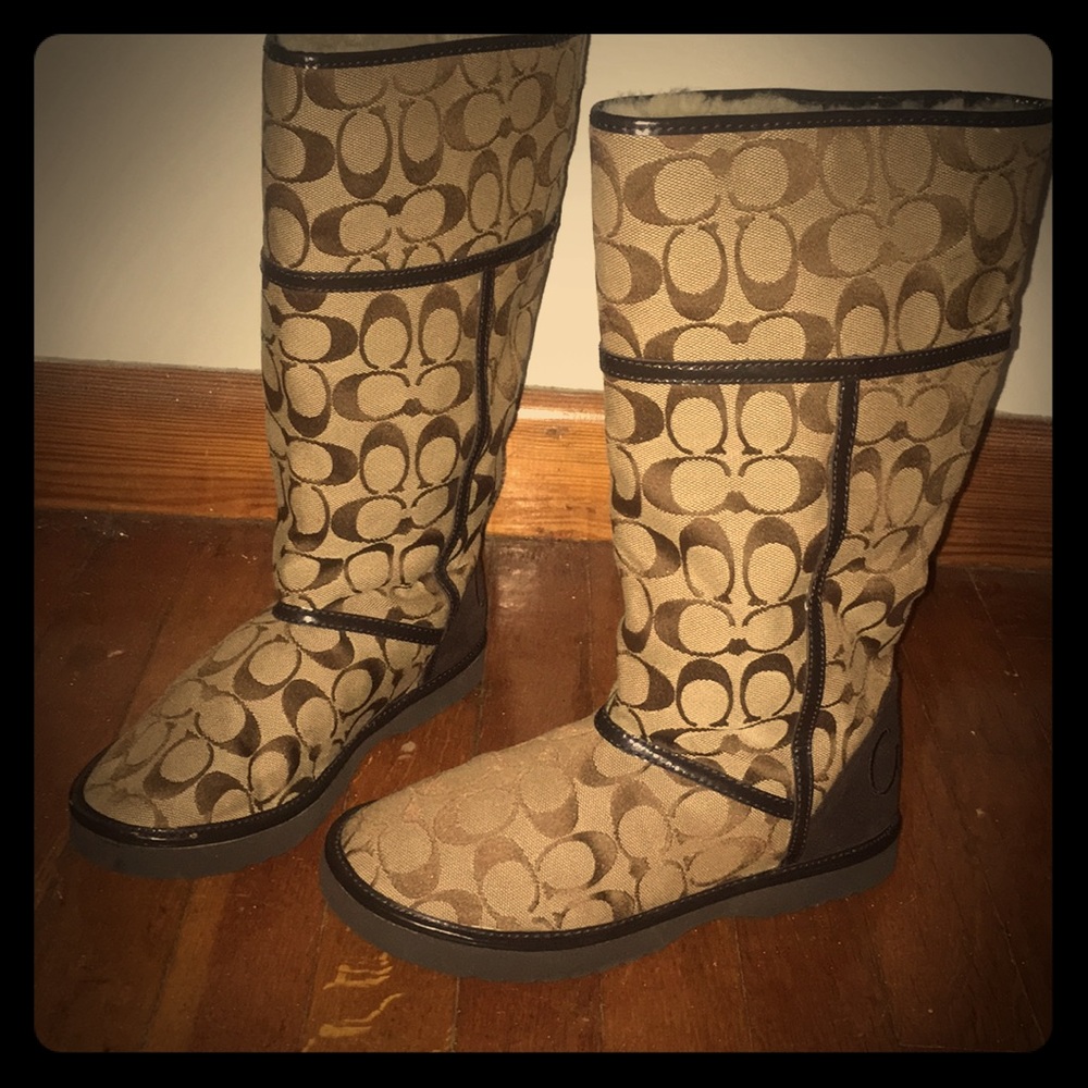 Coach boots